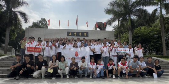 公益路上，奮力追光丨亞獅金屬企業(yè)參與揭西助學活動